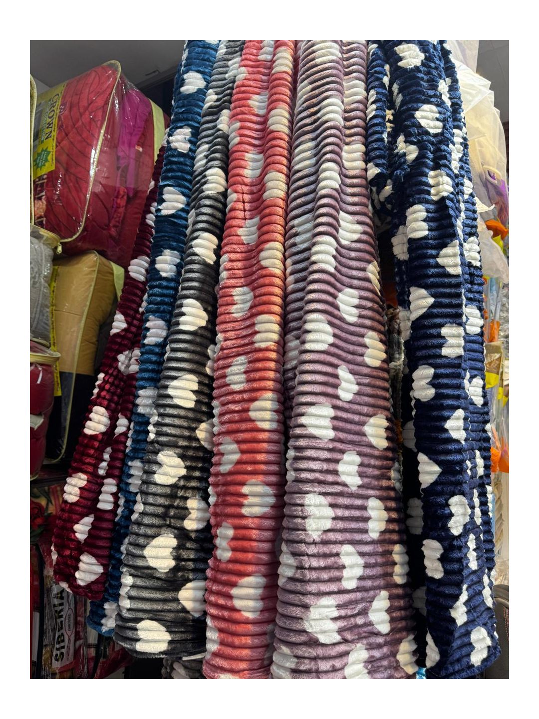 Travelling Blankets – Thin & Soft Comfort - photo 3